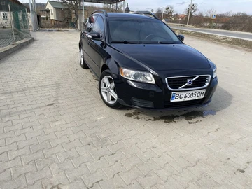 Авто Volvo V50 2008 № 8495519