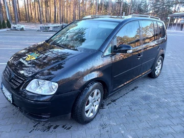 Авто Volkswagen Touran 2004 № 8495545