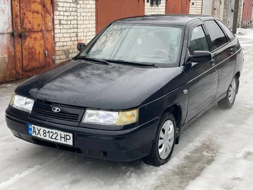 Авто ВАЗ 2112 2004 № 8495643