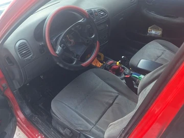 Авто Daewoo Nubira 1998 № 8495887