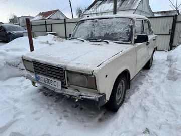 Авто ВАЗ 2107 1992 № 8495904
