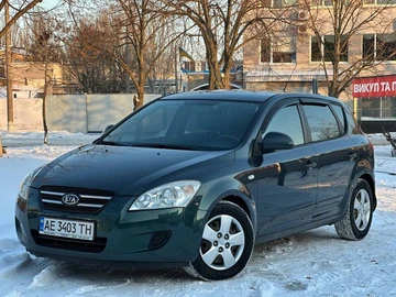 Авто KIA Cee X27 D 2009 № 8496021