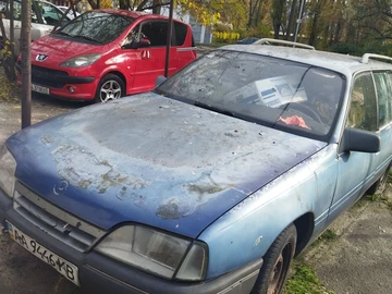 Авто Opel Omega 1989 № 8496081