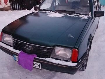 Авто Opel Ascona 1983 № 8496240