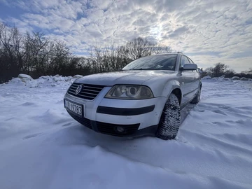 Авто Volkswagen Passat Hatchback 2002 № 8496248