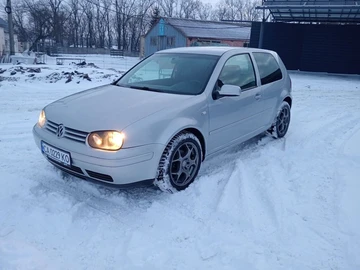 Авто Volkswagen Golf 1998 № 8496467