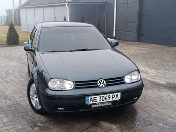 Авто Volkswagen Golf 1999 № 8496578