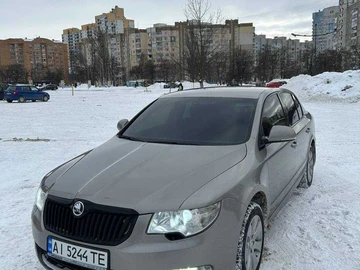 Авто Skoda Superb 2010 № 8496635