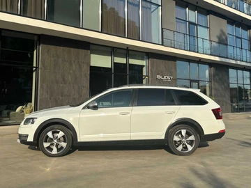 Авто Skoda Octavia Scout 2016 № 8496772