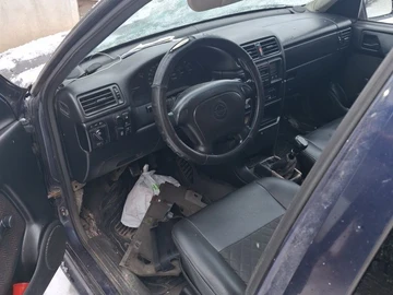 Авто Opel Vectra 1995 № 8496872