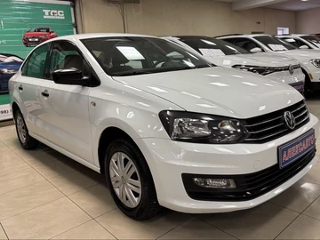 Авто Volkswagen Polo 2017 № 8497079