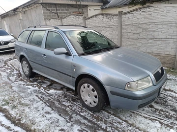 Авто Skoda Octavia 2002 № 8497139