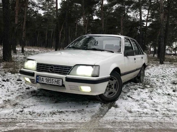 Авто Opel Senator 1984 № 8497483