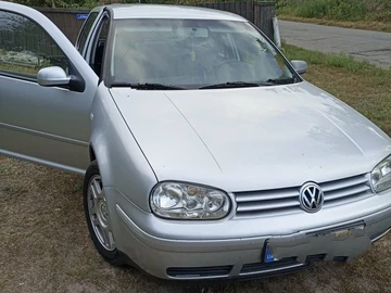 Авто Volkswagen Golf 2002 № 8497502