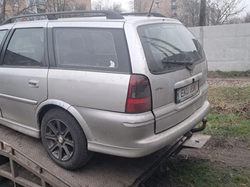 Авто Opel Vectra 1997 № 8497563
