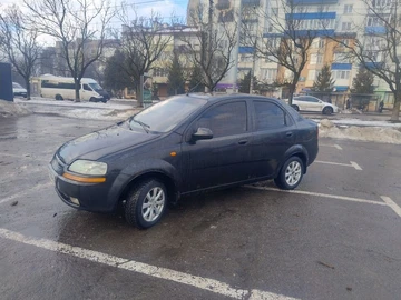 Авто Chevrolet Aveo 2005 № 8497631