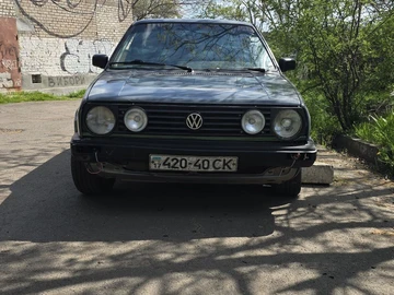 Авто Volkswagen Golf 1988 № 8497899