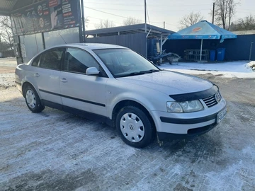 Авто Volkswagen Passat Sedan 1997 № 8498041