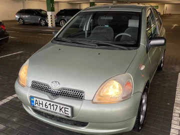 Авто Toyota Yaris 2002 № 8498135