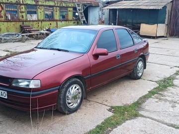 Авто Opel Vectra 1992 № 8498430
