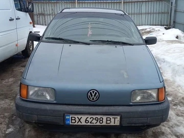Авто Volkswagen Passat Sedan 1988 № 8498444