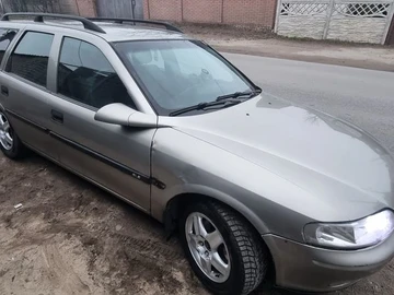 Авто Opel Vectra 1998 № 8498611