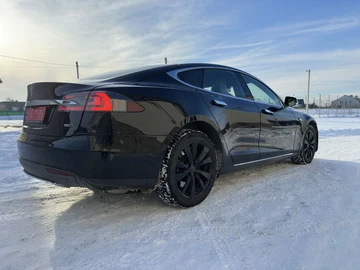 Авто Tesla Model S 2016 № 8498745