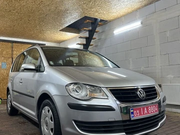 Авто Volkswagen Touran 2008 № 8498740