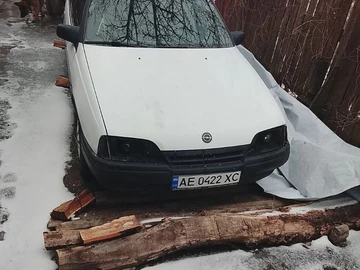 Авто Opel Omega 1988 № 8498776