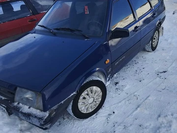 Авто ВАЗ 2109 1992 № 8498809