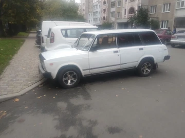 Авто ВАЗ 2104 1987 № 8498834