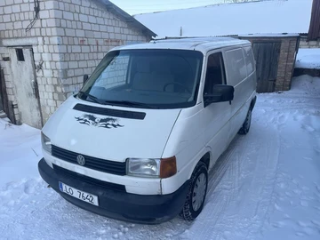 Авто Volkswagen Transporter 2000 № 8498845