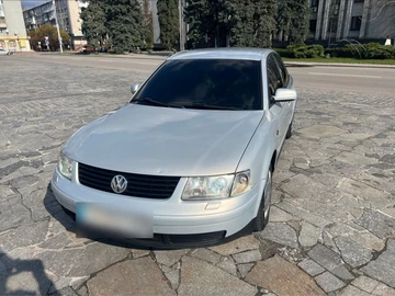 Авто Volkswagen Passat Sedan 2000 № 8498966