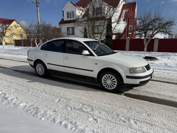 Авто Volkswagen Passat Sedan 1998 № 8498982