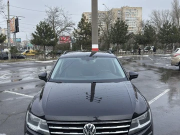 Авто Volkswagen Tiguan 2019 № 8499253