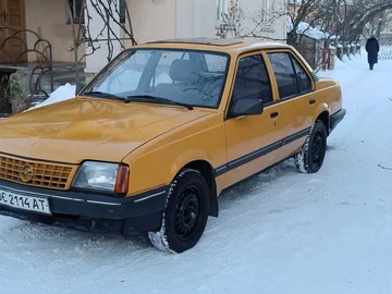 Авто Opel Ascona 1986 № 8499269