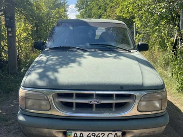Авто Ford Explorer 1995 № 8499372