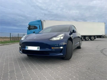 Авто Tesla Model 3 2021 № 8499408