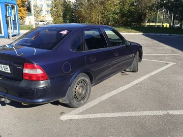 Авто Opel Vectra 1998 № 8499419
