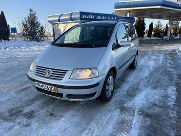 Авто Volkswagen Sharan 2002 № 8499421