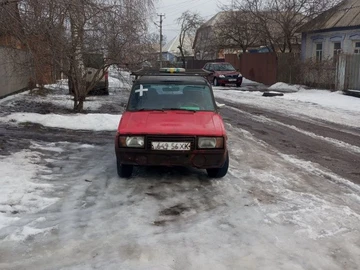 Авто ВАЗ 2104 1988 № 8499437