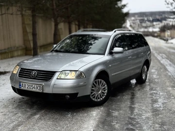 Авто Volkswagen Passat Variant 2003 № 8499714