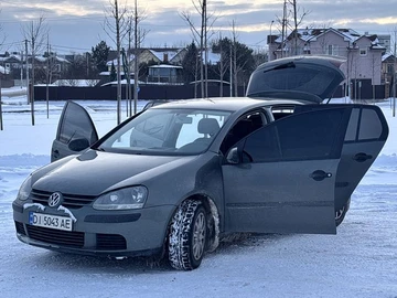 Авто Volkswagen Golf 2004 № 8499827