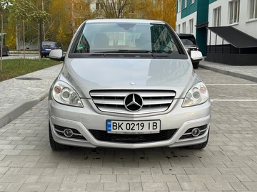 Авто Mercedes B Серия 2009 № 8500043