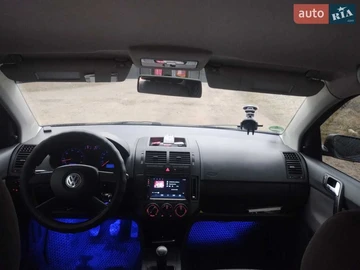 Авто Volkswagen Polo 2004 № 8500088