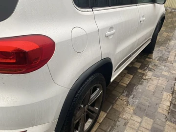 Авто Volkswagen Tiguan 2017 № 8500223