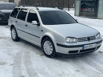 Авто Volkswagen Golf 2000 № 8500279