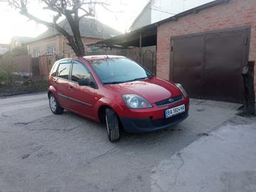 Авто Ford Fiesta 2006 № 8500282
