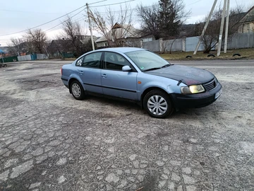 Авто Volkswagen Passat Sedan 1999 № 8500610