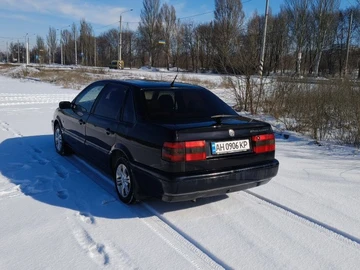 Авто Volkswagen Passat Variant 1996 № 8500625